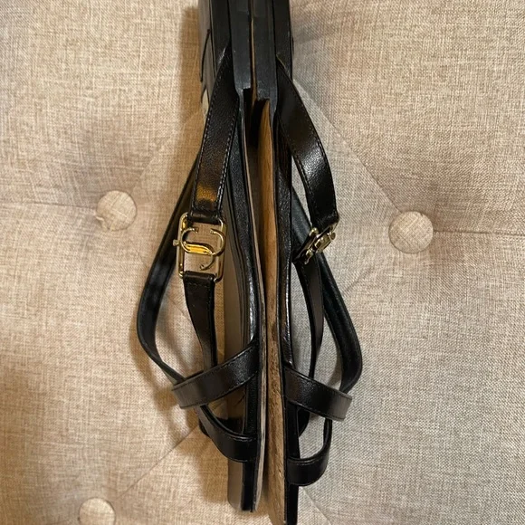 Jimmy Choo Elegant Black Leather Sandals - Picture 3 of 7